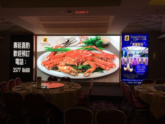 หน้าจอ LED วิดีโอในร่ม P4 ความถี่ 60Hz 5V 3.6A สำหรับห้างสรรพสินค้าและโรงงานเซินเจิ้นโรงแรม